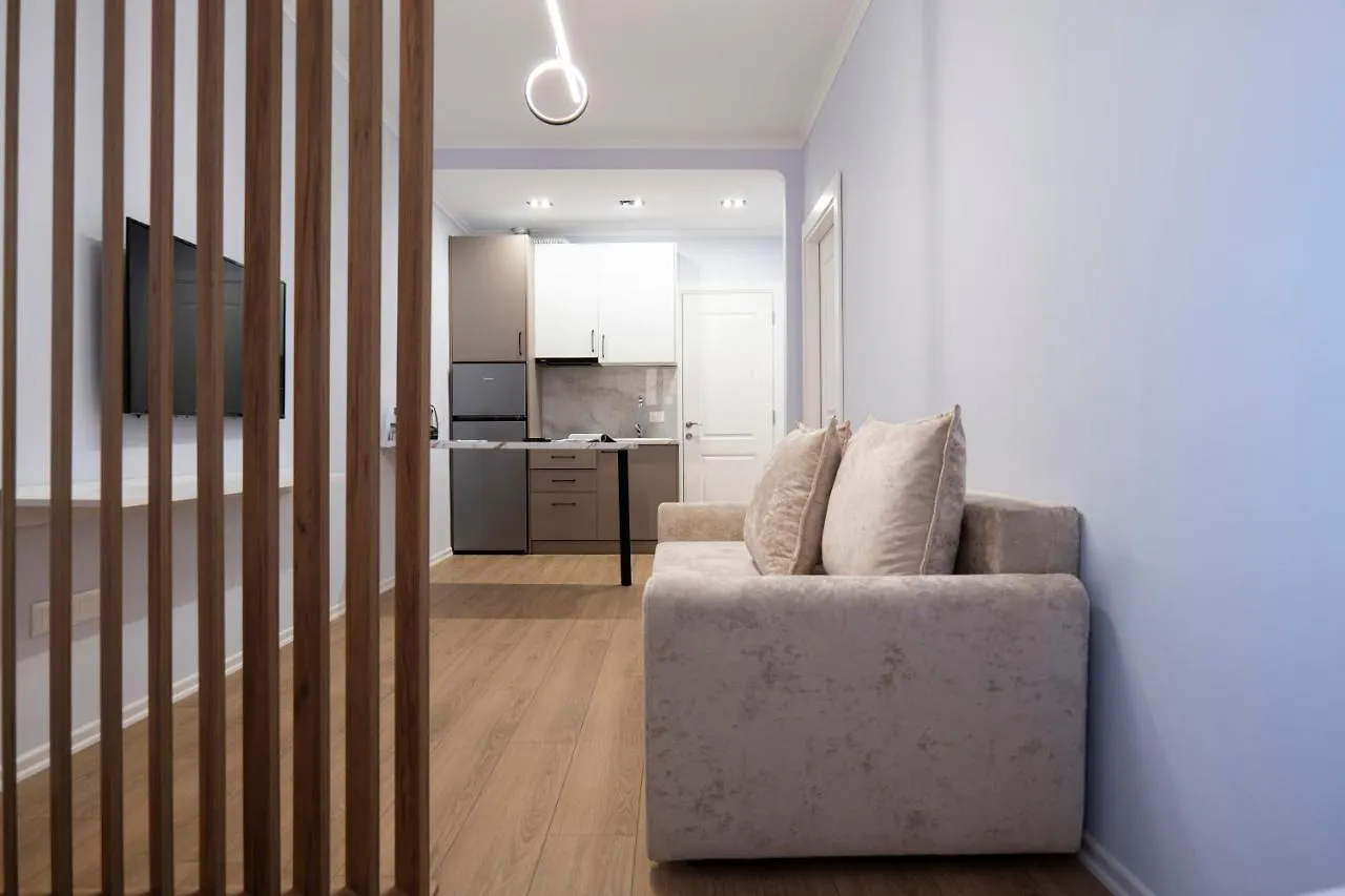 Trio Apartment'S City Center Tirana Apartment